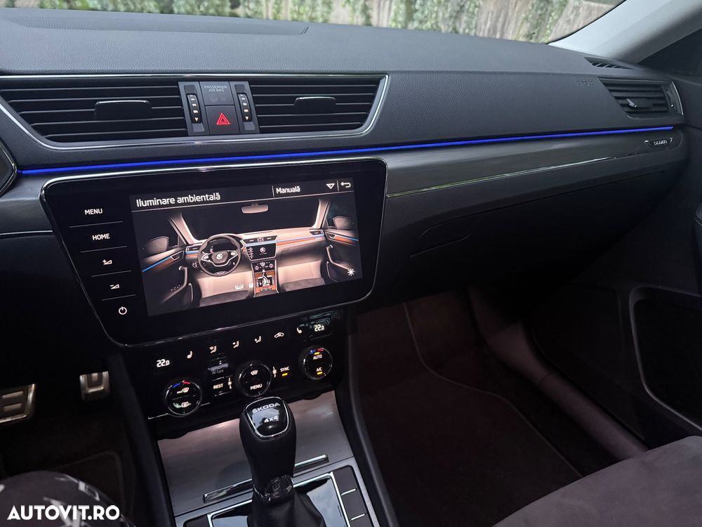 Skoda Superb 2.0 TDI 4X4 DSG Scout Final Edition - 38
