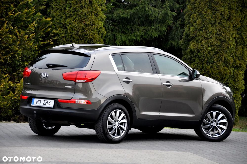 Kia Sportage 1.7 CRDI 2WD ISG Dream-Team Edition - 18