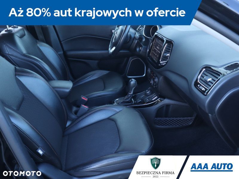 Jeep Compass - 11