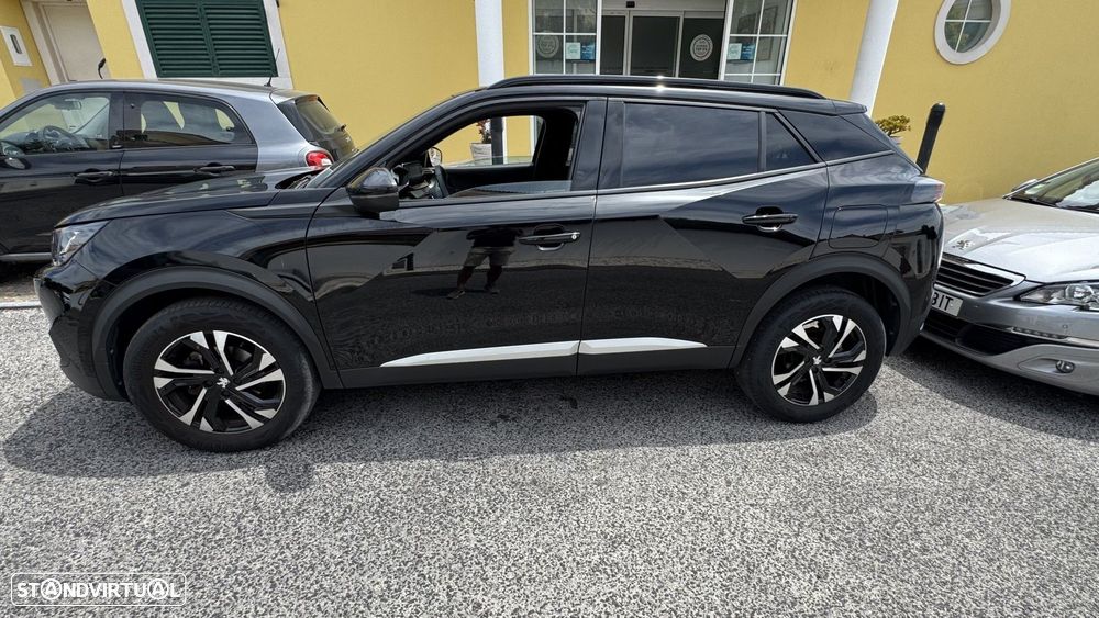 Peugeot 2008 1.2 PureTech Allure Pack EAT8 - 4