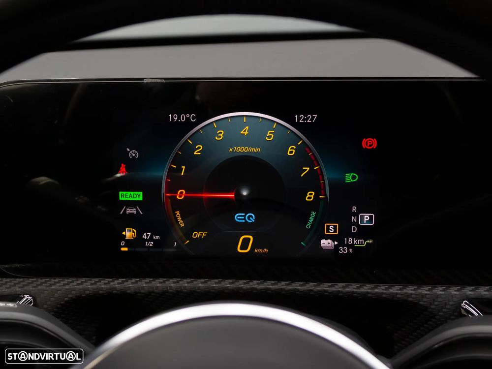 Mercedes-Benz A 250 e Style Plus - 23