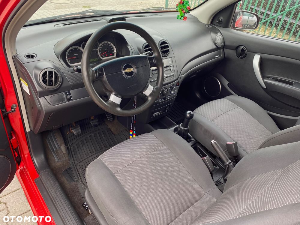 Chevrolet Aveo - 6