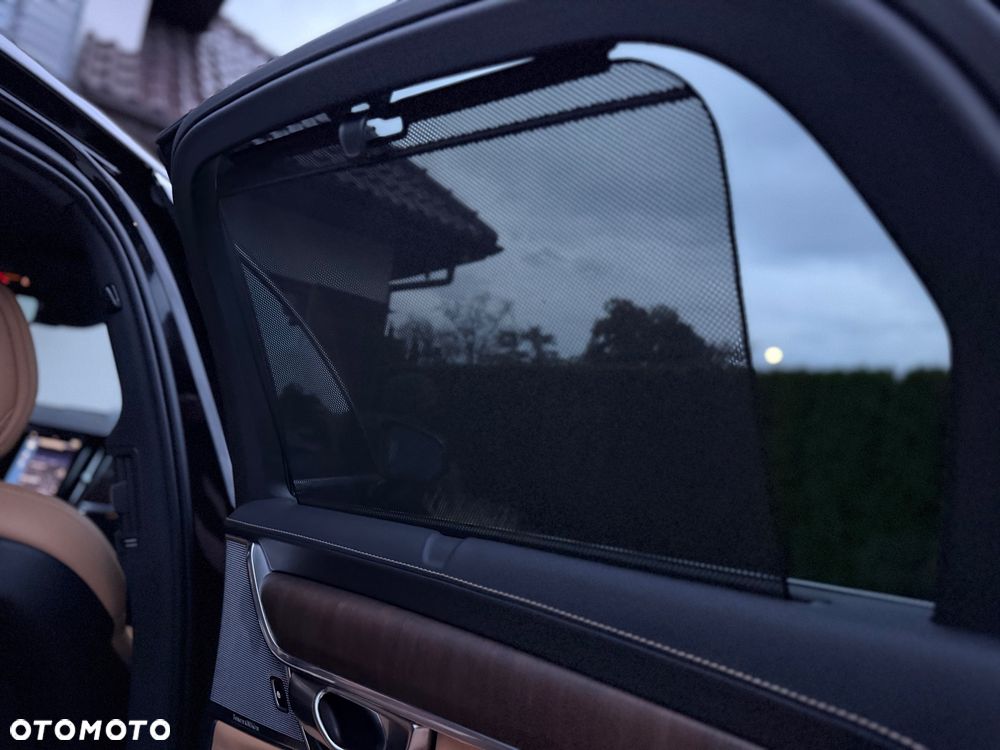 Volvo S90 B5 D AWD Inscription - 32