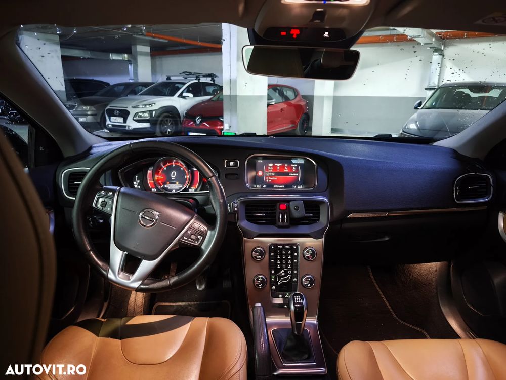 Volvo V40 D2 - 2