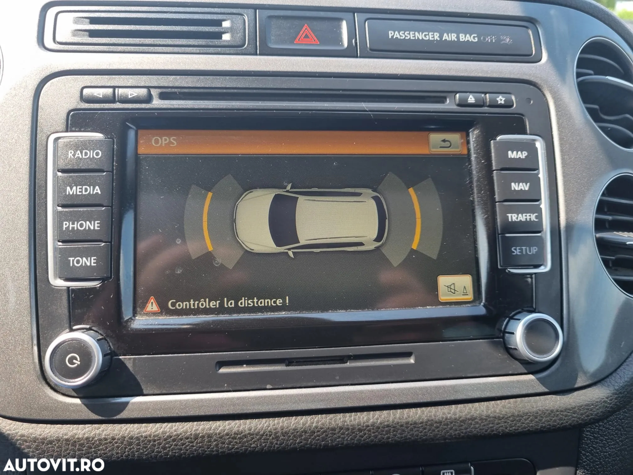 Volkswagen Tiguan 2.0 TDI DPF BlueMotion Technology Exclusive - 16