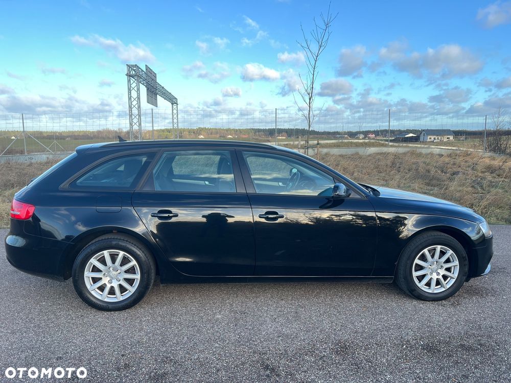 Audi A4 Avant 2.0 TDI DPF Attraction - 8