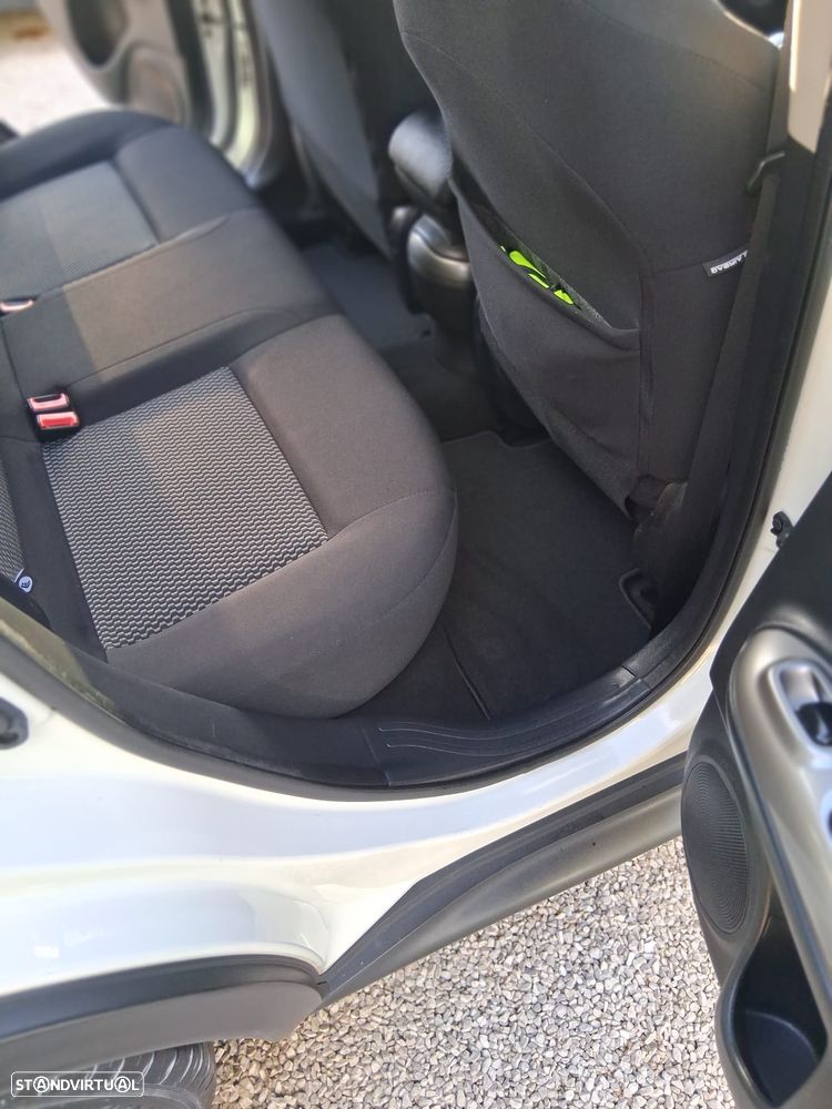 Nissan Juke 1.5 dCi Acenta Connect - 16