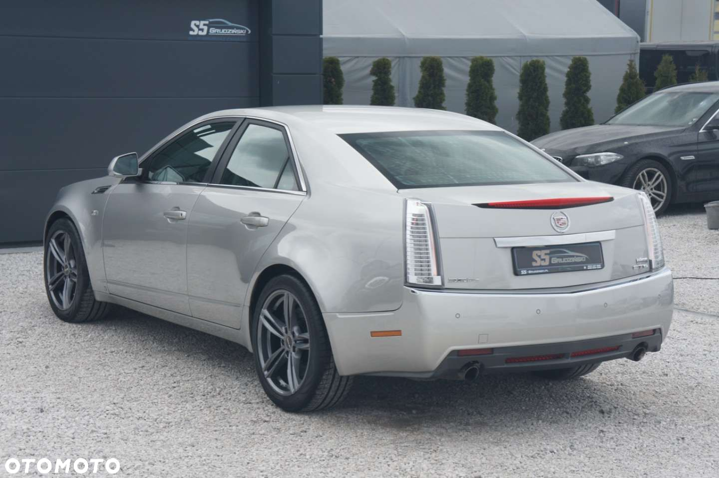 Cadillac CTS - 5