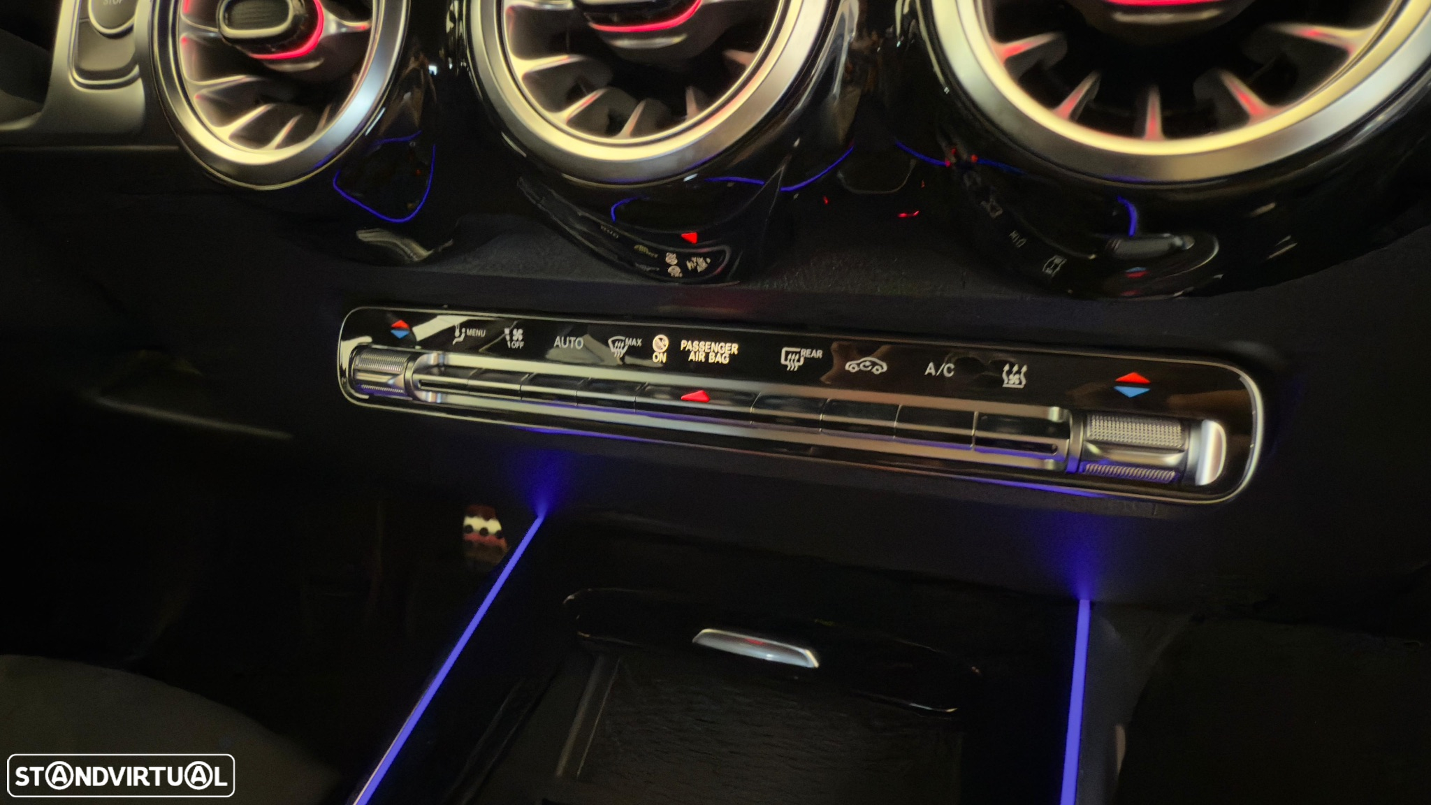 Mercedes-Benz EQB 250 AMG Line - 22