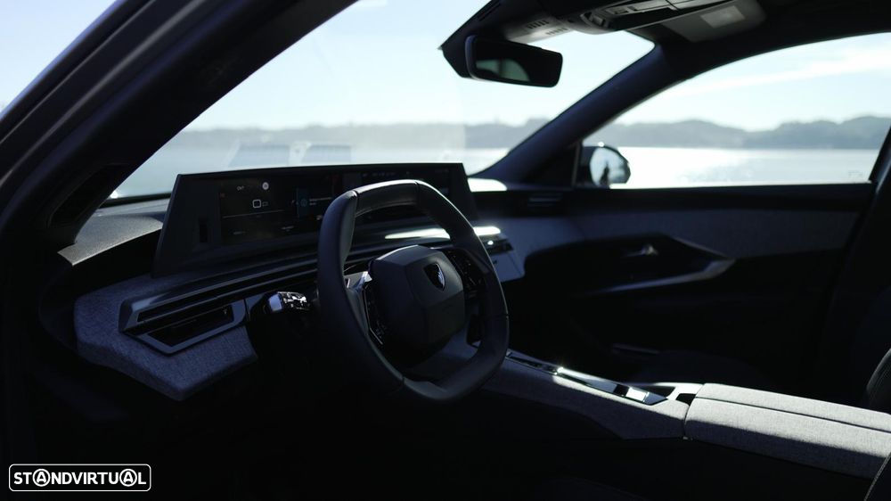 Peugeot 5008 1.5 BlueHDi Allure EAT8 - 8