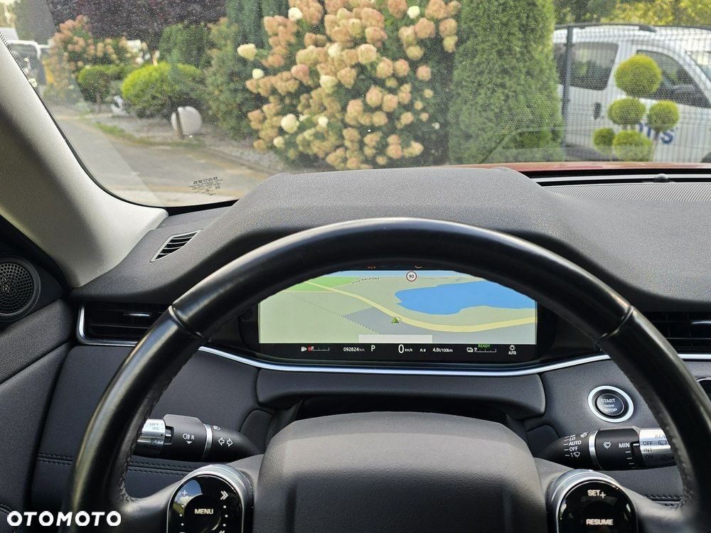 Land Rover Range Rover Evoque - 24