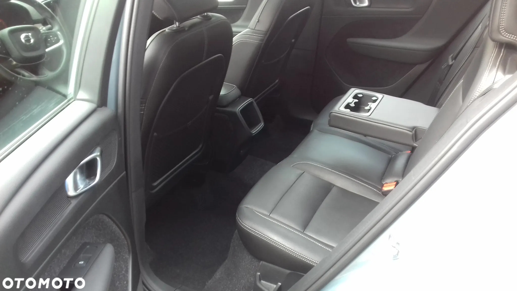 Volvo XC 40 D3 Momentum Pro - 13