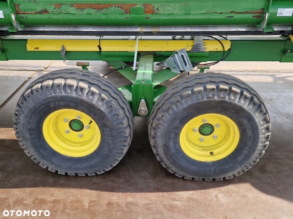 John Deere T660I - 8