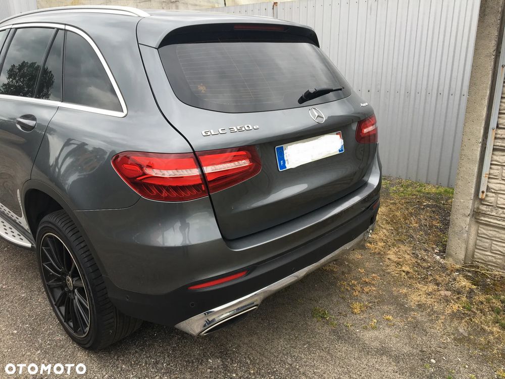 Mercedes-Benz GLC - 12