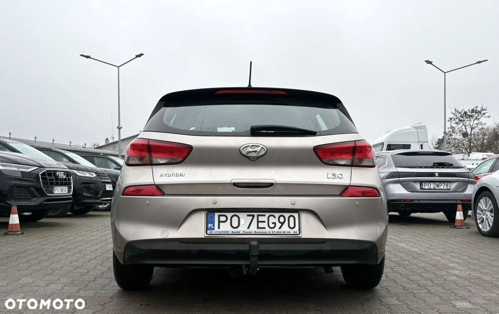 Hyundai i30 1.4 Classic + - 7