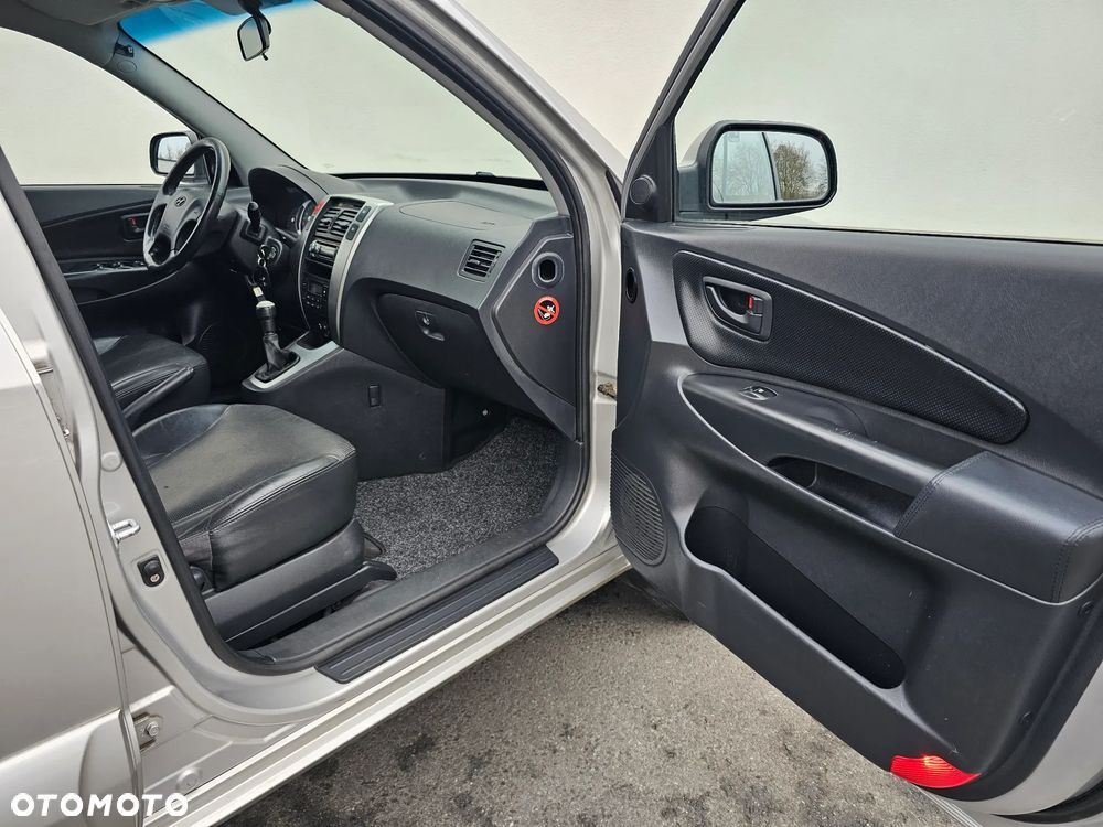 Hyundai Tucson 2.0 2WD GLS - 9