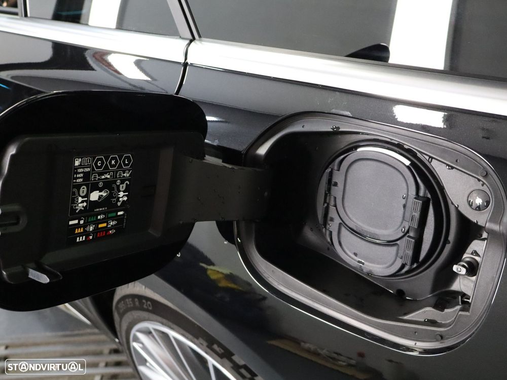 Mercedes-Benz E 53 AMG Hybrid 4Matic+ - 10