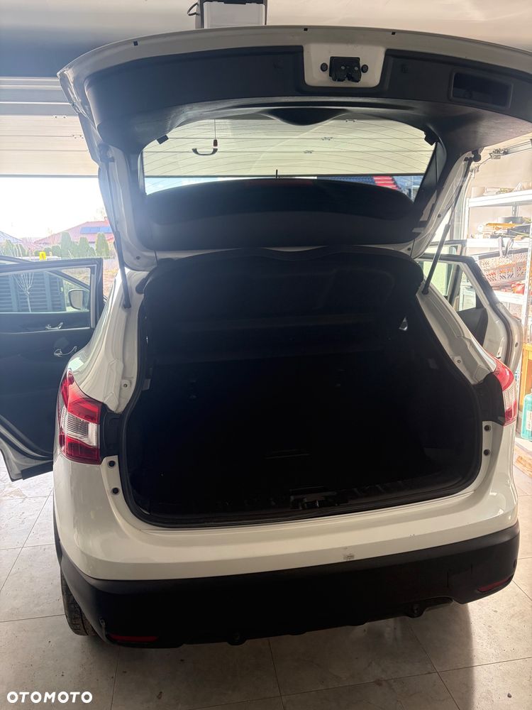 Nissan Qashqai 1.6 DIG-T Tekna - 11