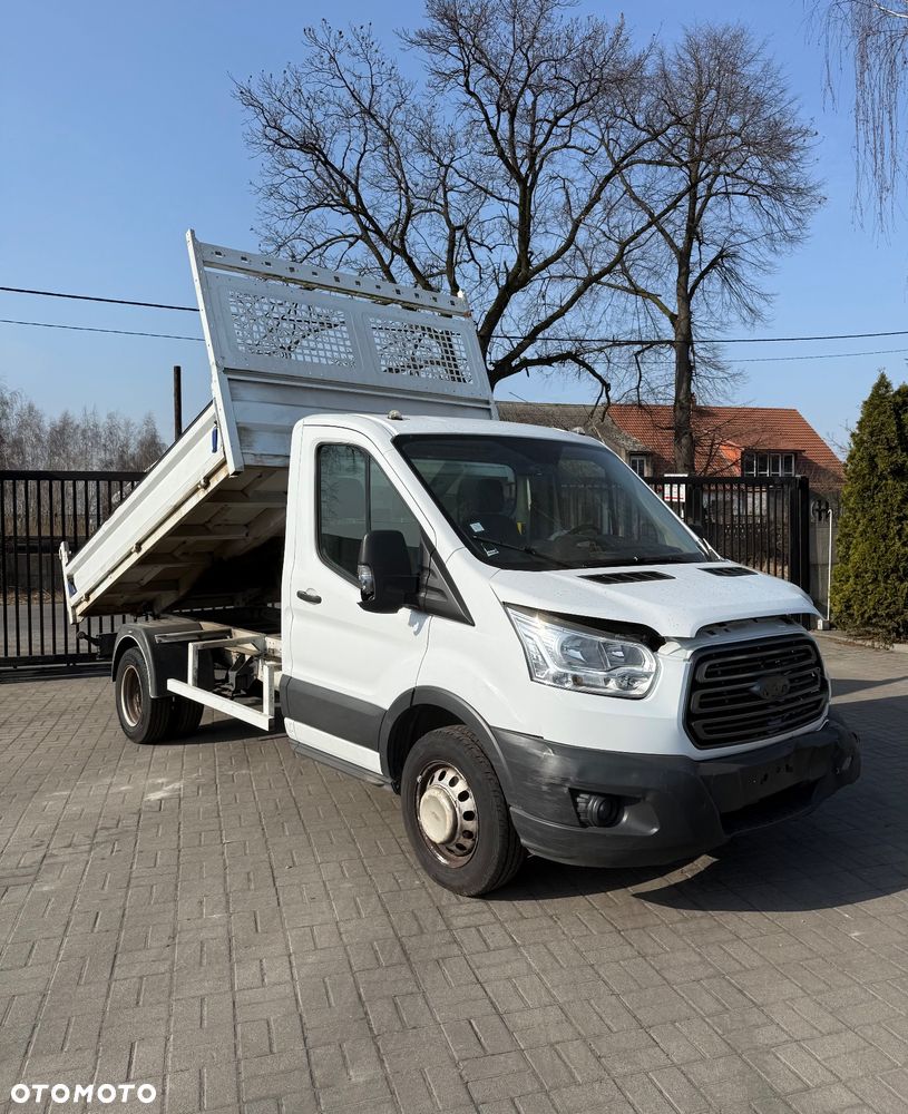Ford Transit - 1