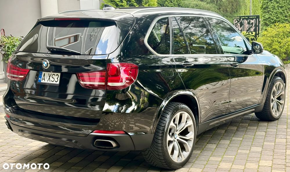 BMW X5 xDrive50i Sport-Aut - 6