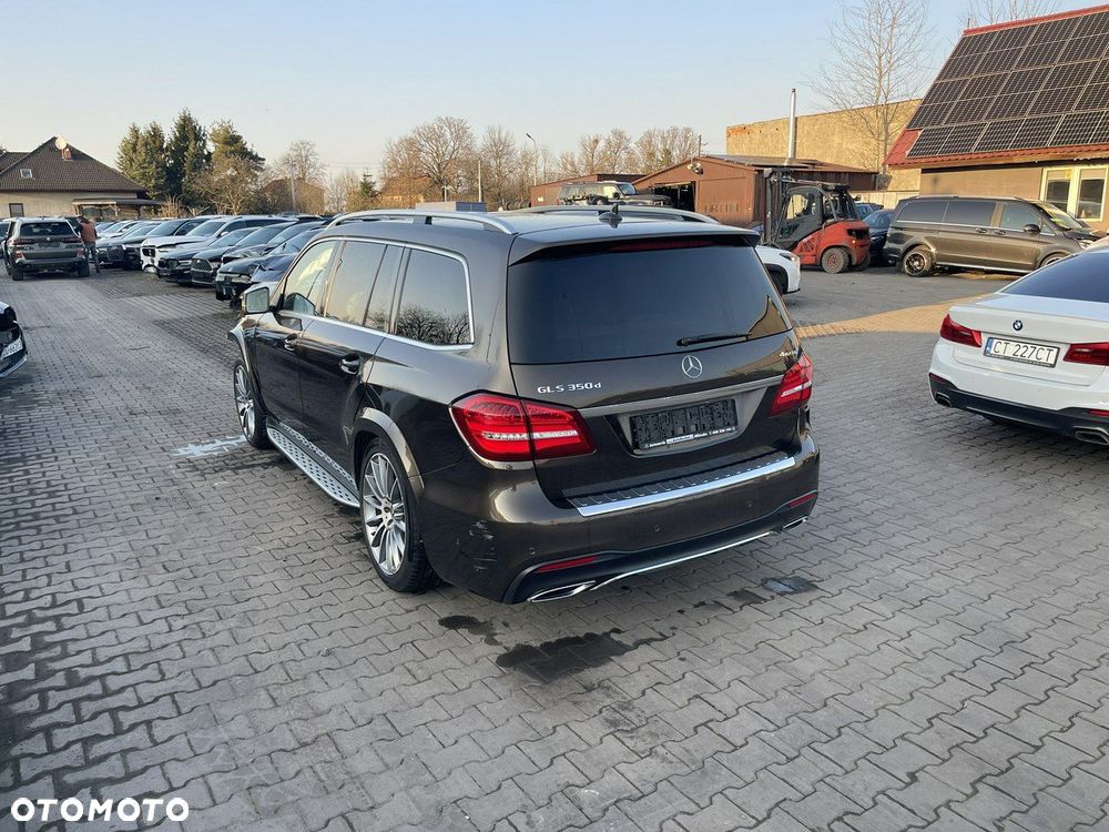 Mercedes-Benz GLS 350 d 4Matic 9G-TRONIC Exclusive - 4