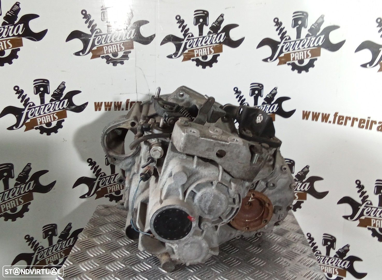 Caixa de velocidades Volkswagen golf 2.0 TDI REF: HDV - 4