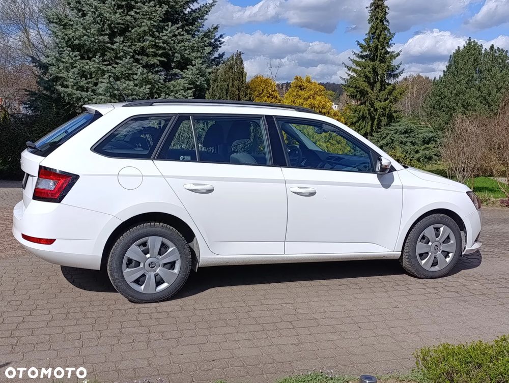 Skoda Fabia 1.0 Ambition - 7