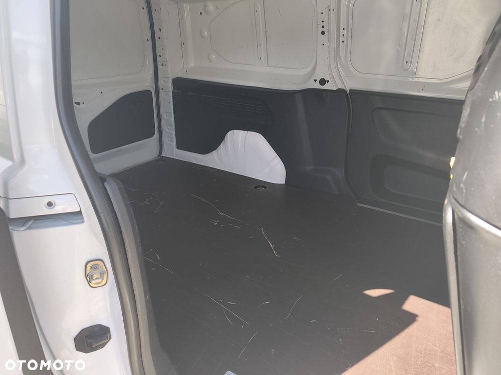 Opel COMBO - 16
