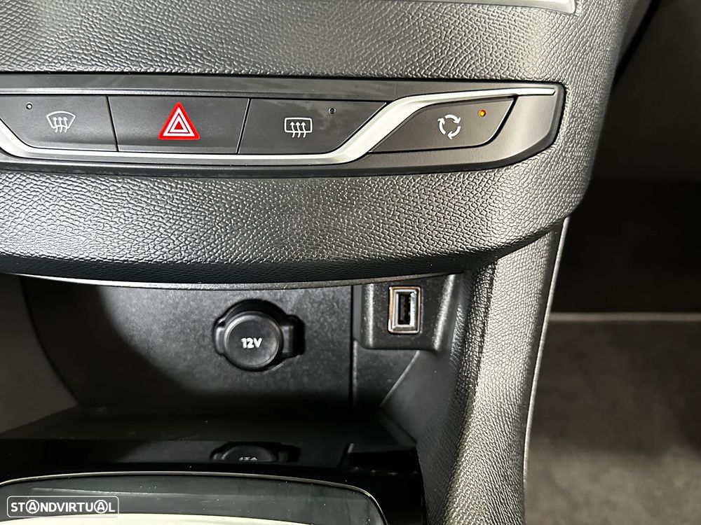 Peugeot 308 SW 1.5 BlueHDi Style - 33