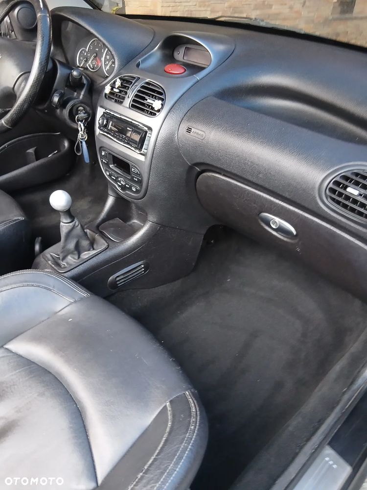 Peugeot 206 - 5