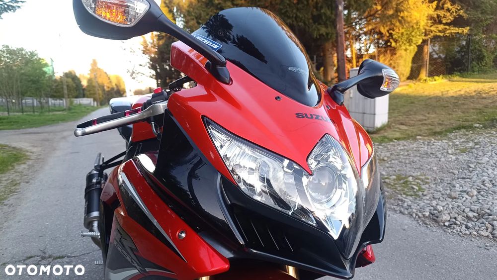 Suzuki GSX-R - 12