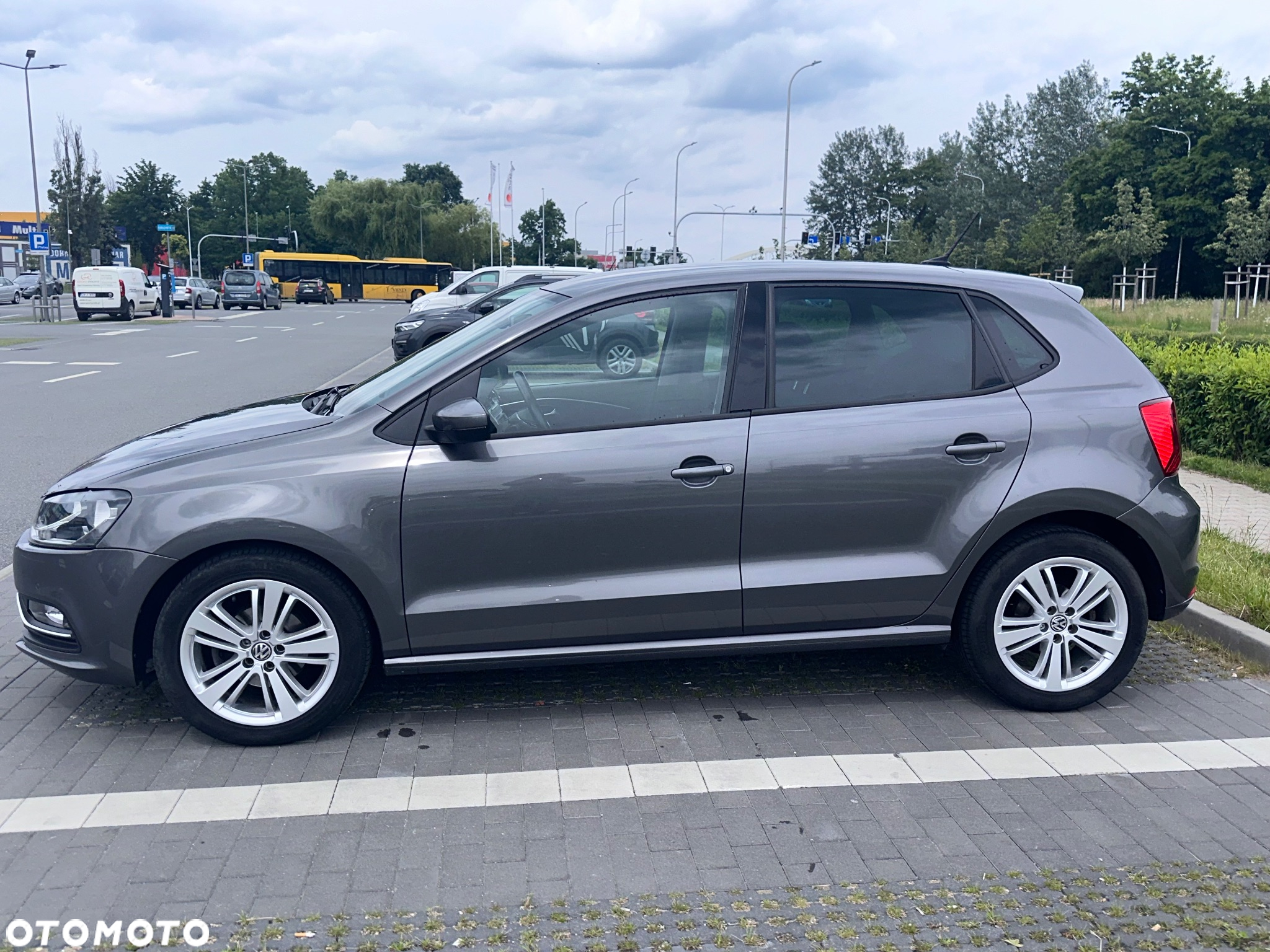Volkswagen Polo - 5