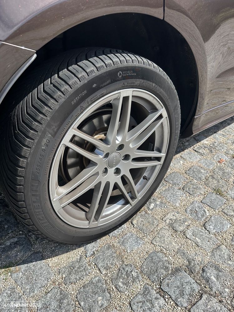 Audi Q5 3.0 TDI S-line S-tronic - 4