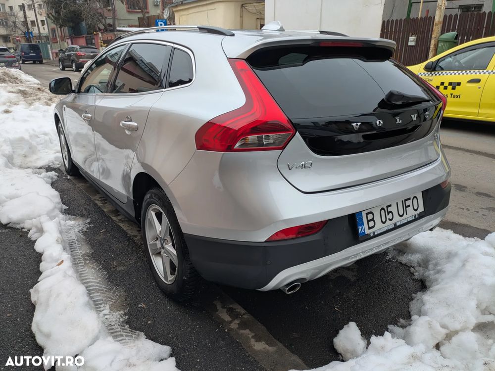 Volvo V40 D3 Aut Summum - 14
