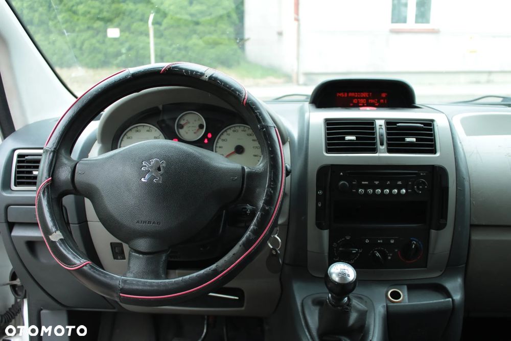 Peugeot Expert - 9
