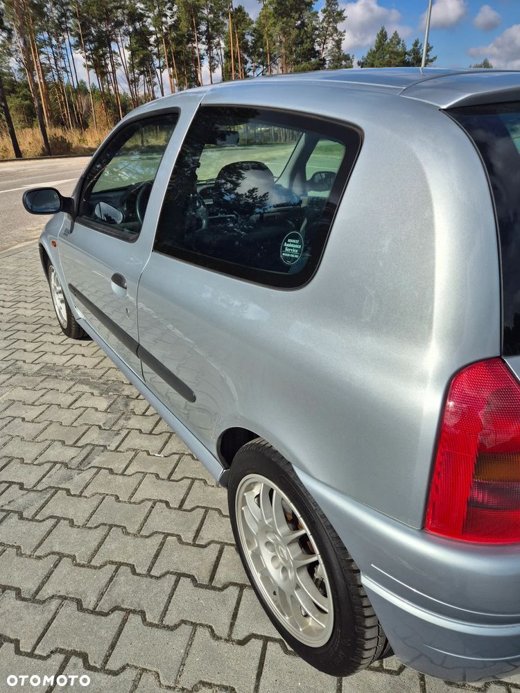 Renault Clio 2.0 16V Sport - 8