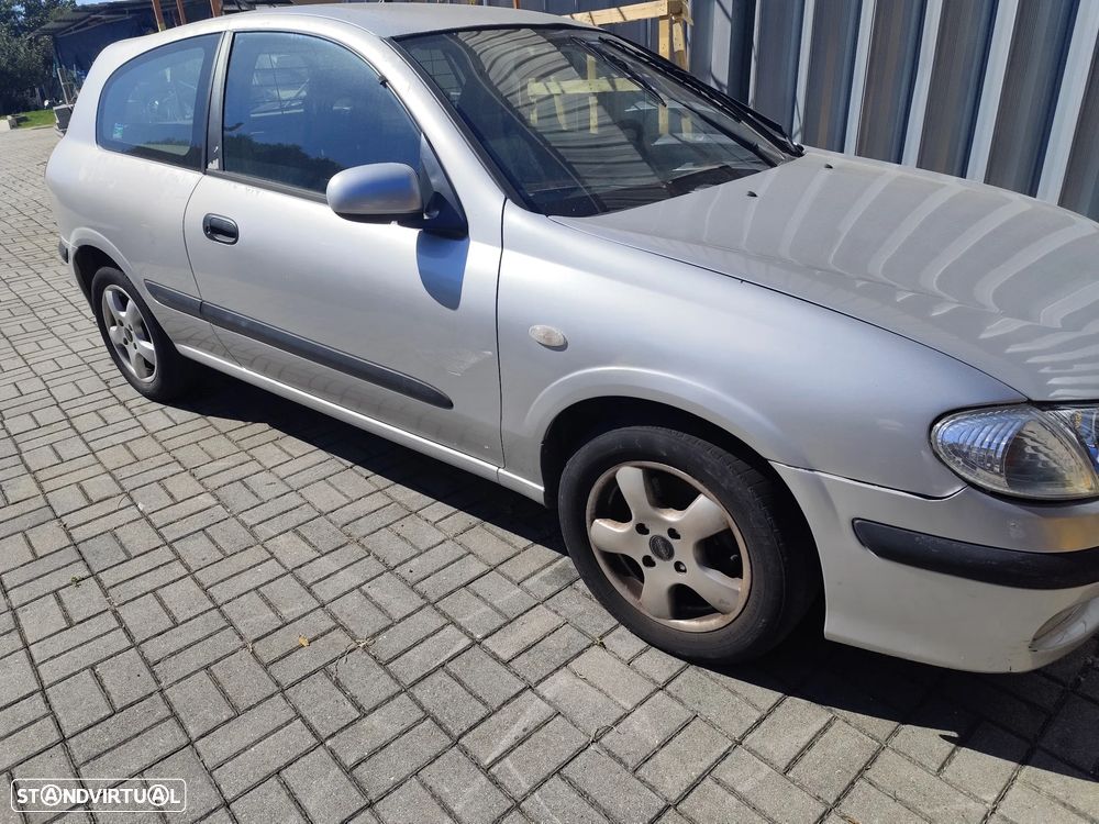 Nissan Almera