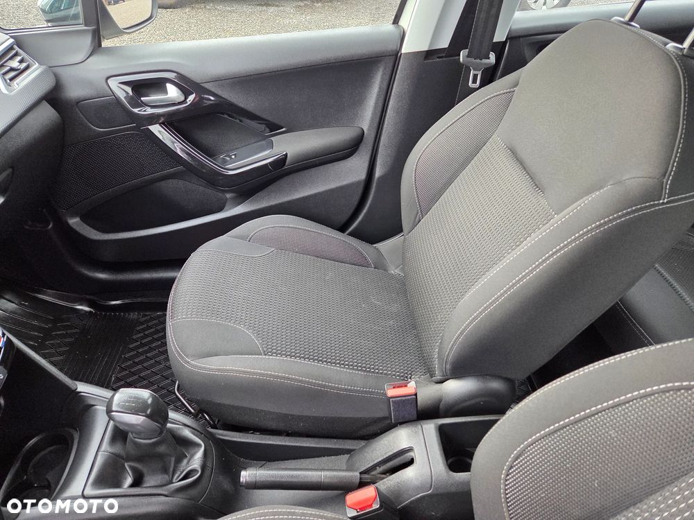 Peugeot 208 PureTech 110 Stop & Start Active - 9