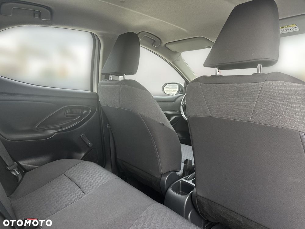 Toyota Yaris - 13