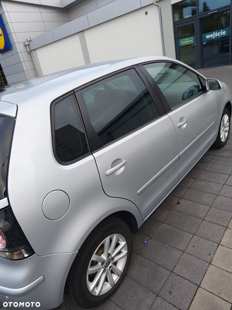 Volkswagen Polo 1.4 16V Trendline - 7