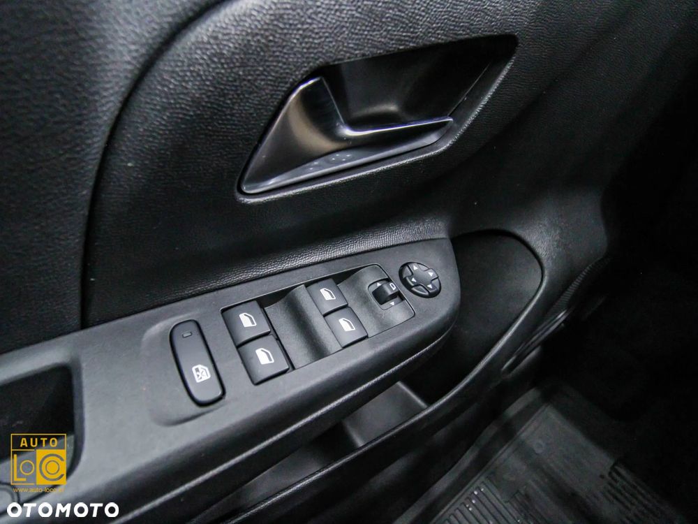 Opel Corsa 1.2 Elegance S&S - 26