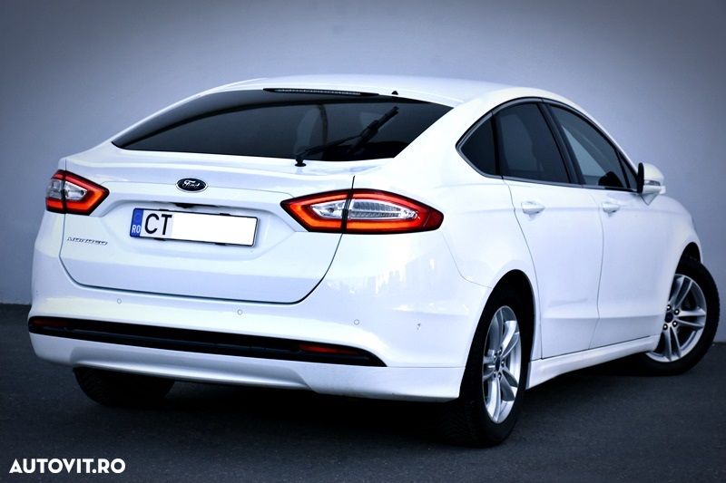 Ford Mondeo 2.0 TDCi Powershift - 10