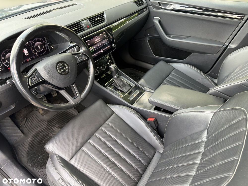 Skoda Superb 2.0 TDI SCR 4x4 L&K DSG - 11