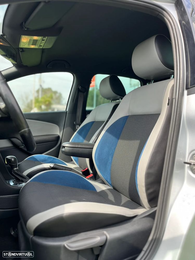 VW Polo 1.4 TSi ACT DSG BlueGT - 11