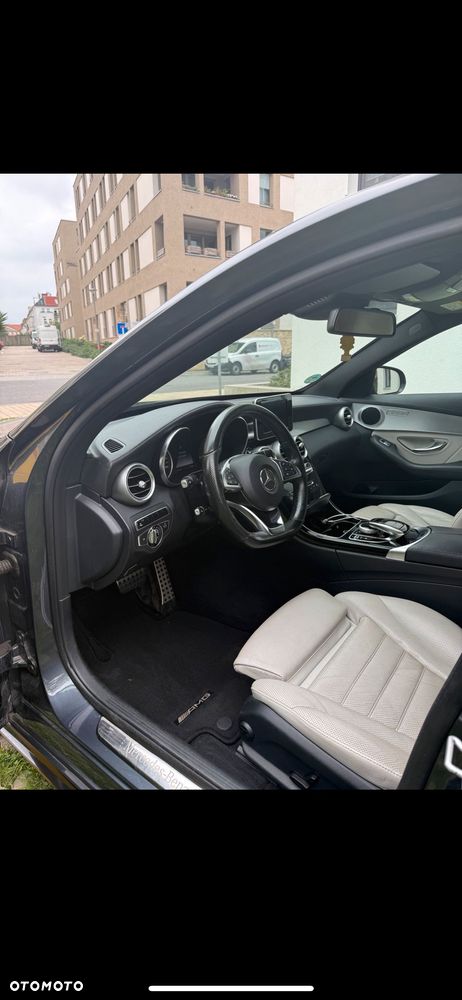 Mercedes-Benz Klasa C 250 7G-TRONIC AMG Line - 3