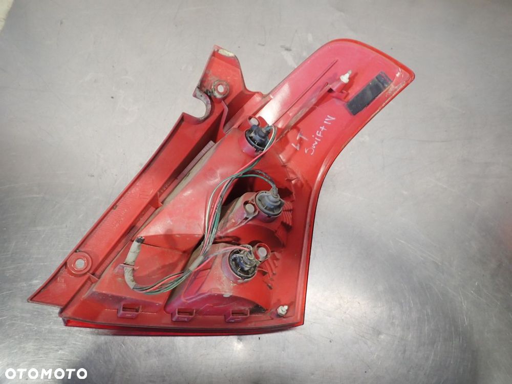 LAMPA LEWA TYLNA SUZUKI SWIFT IV - 3