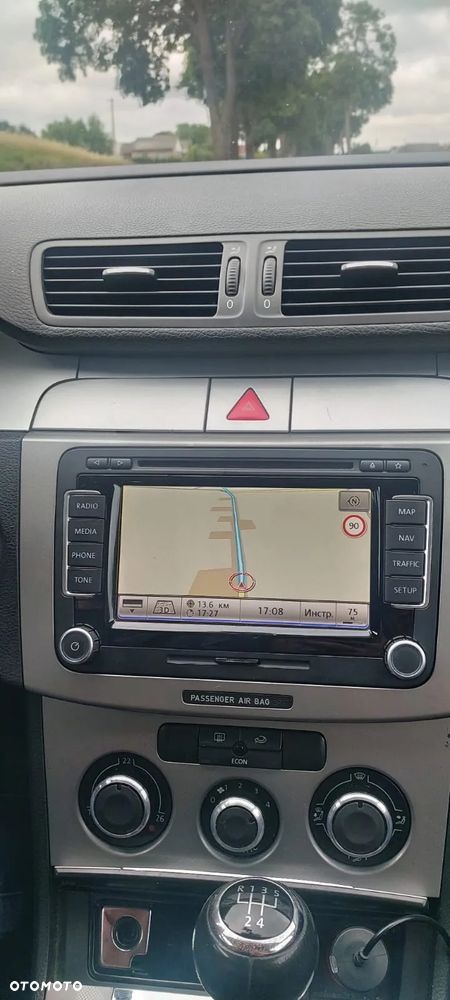 Volkswagen Passat 1.9 TDI Trendline - 3