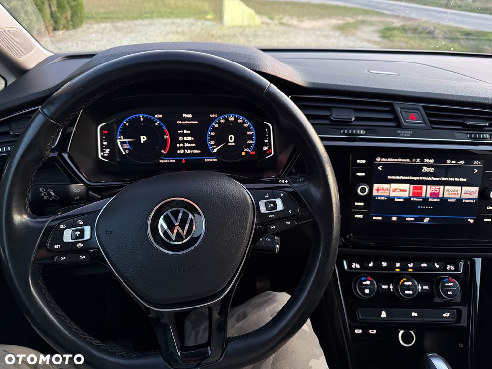 Volkswagen Touran 2.0 TDI SCR DSG Highline - 34