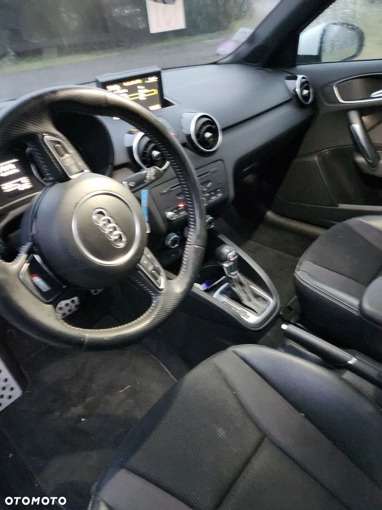 Audi A1 Sportback 1.4 TFSI S tronic S line edition m S line Sportpaket - 8