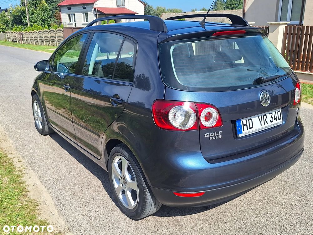 Volkswagen Golf Plus - 21